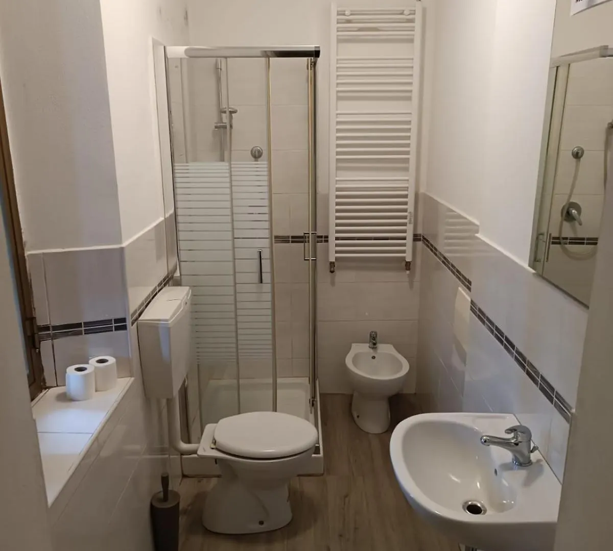 Daire Camera In Parma İtalya
